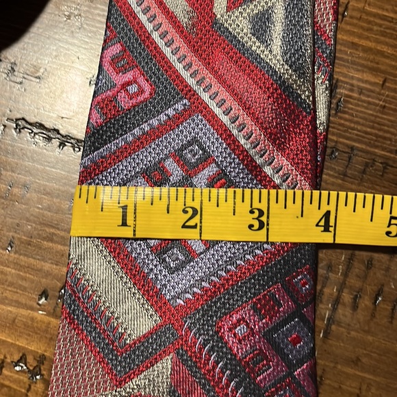 Vintage Coogi Silk Tie - Picture 7 of 9